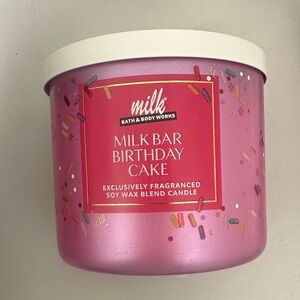 Bath & Body Works Milk Bar Birthday Cake Candle - Pink